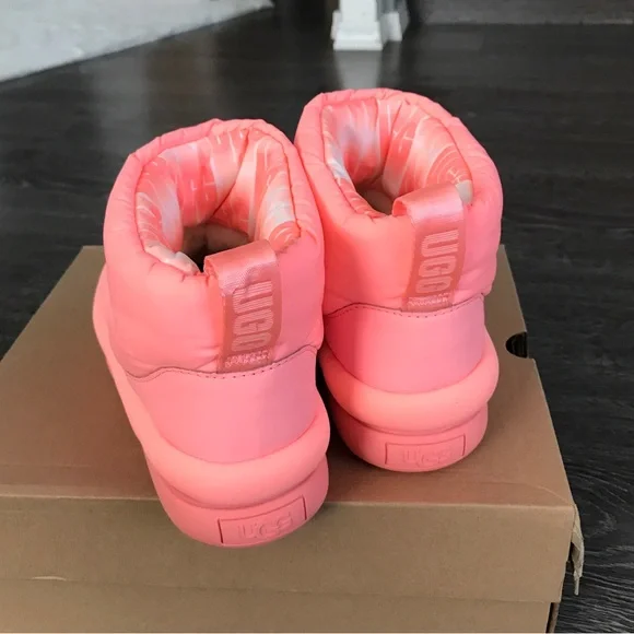 UGG CLASSIC MAXI MINI BOOT Sz 10 - Picture 3 of 7